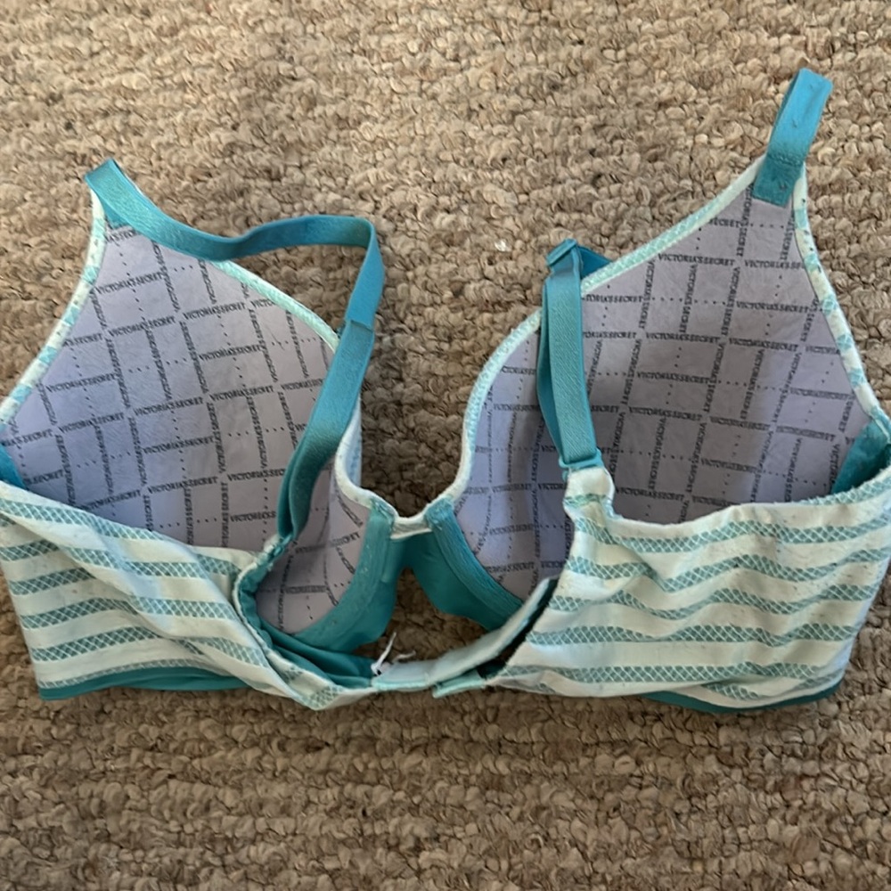 Bra - Picture 2 of 2